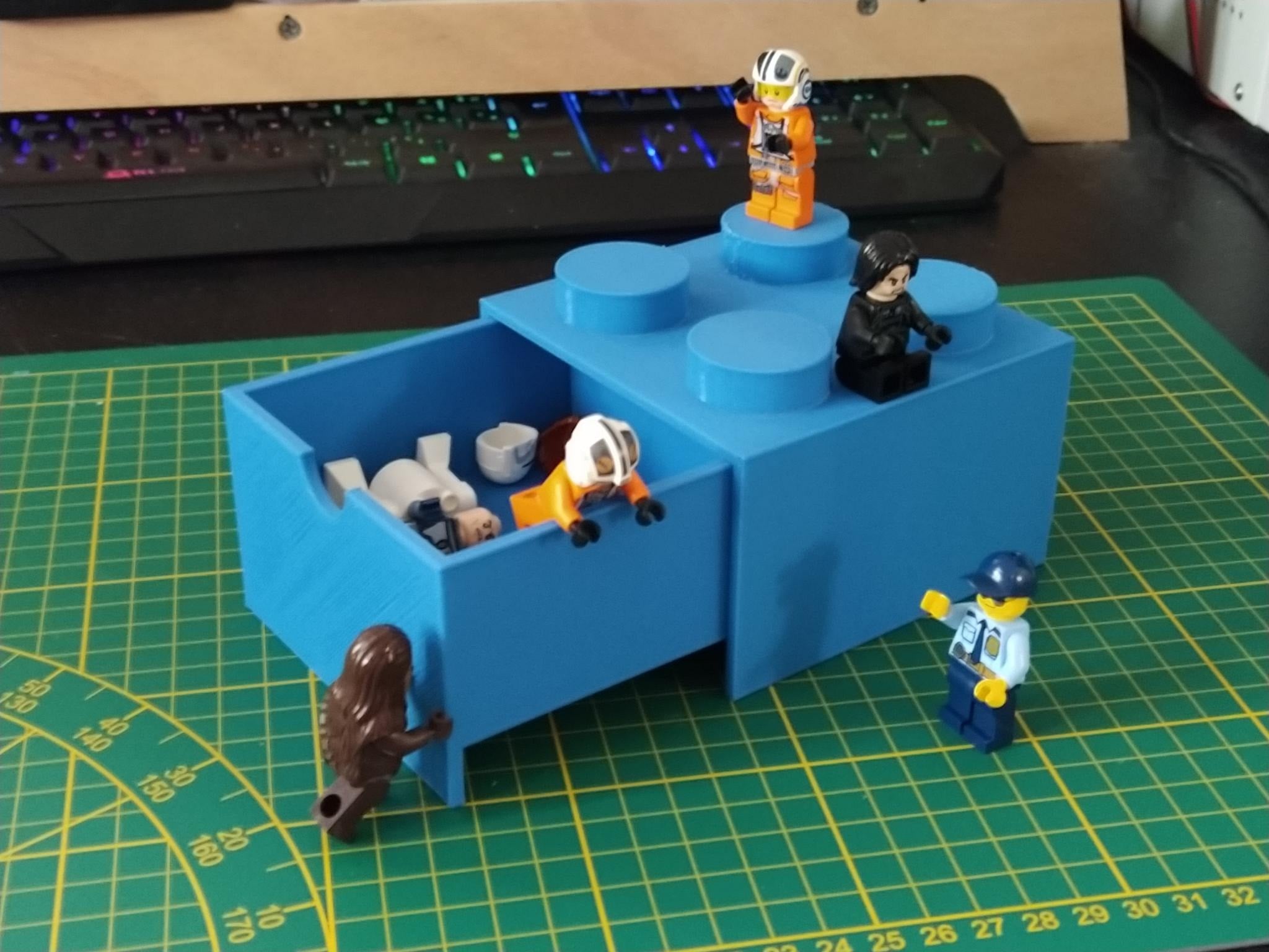 Stackable Brick Box