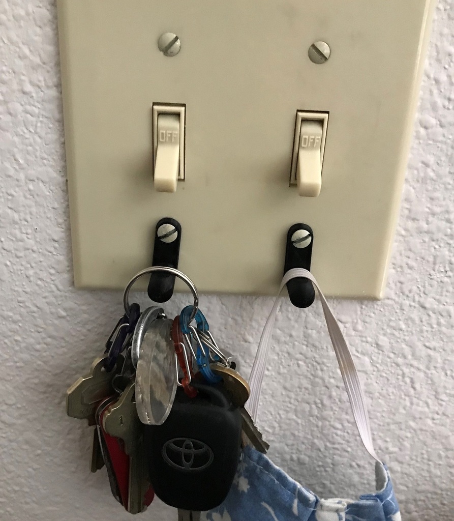 Low Profile Light Switch Key Hooks
