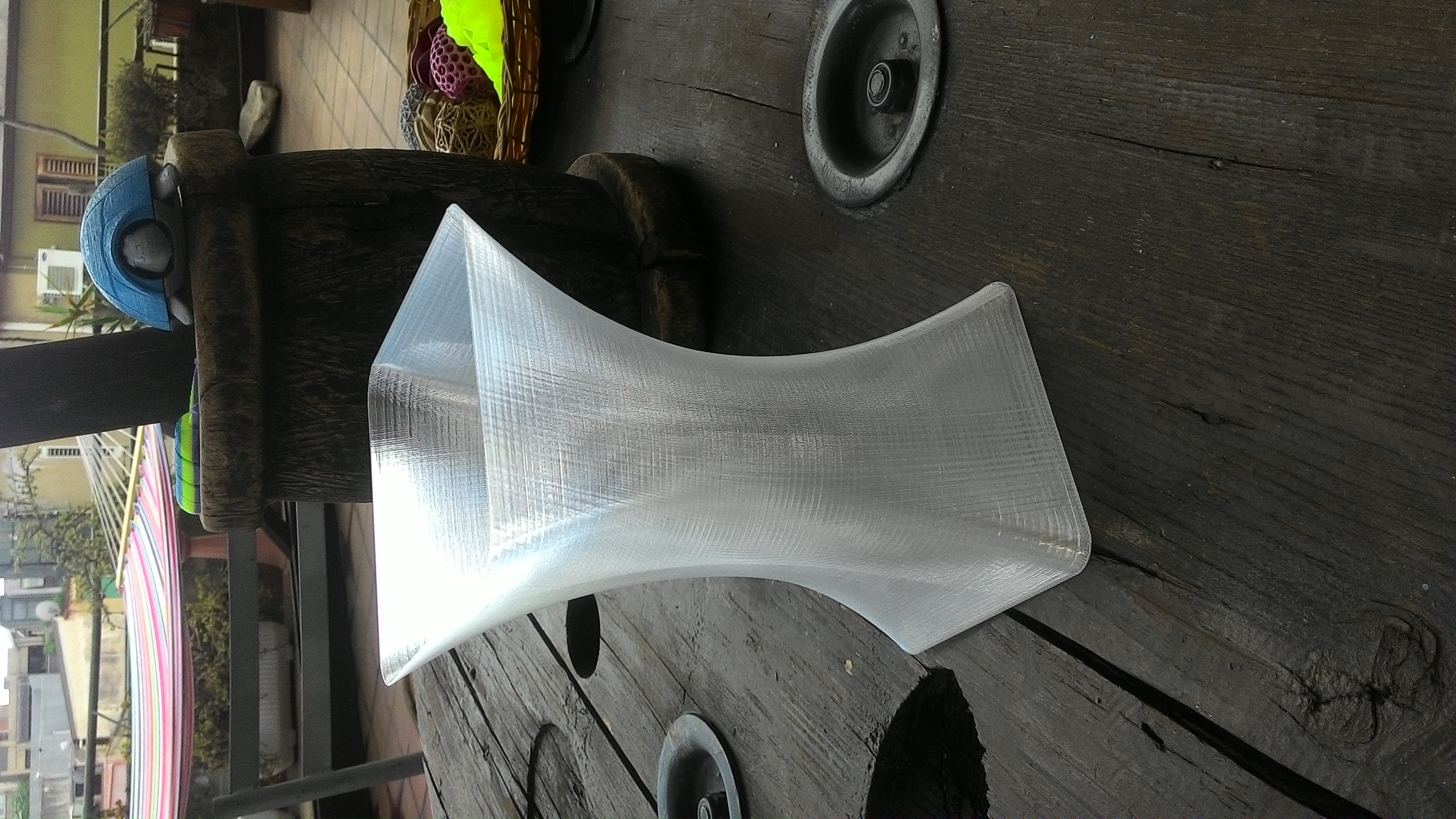 Vase v8