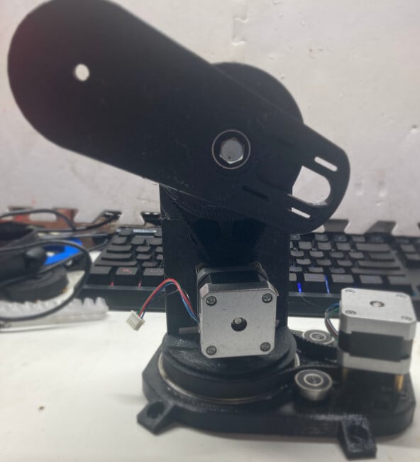 Desktop nema17 robot (not finished)