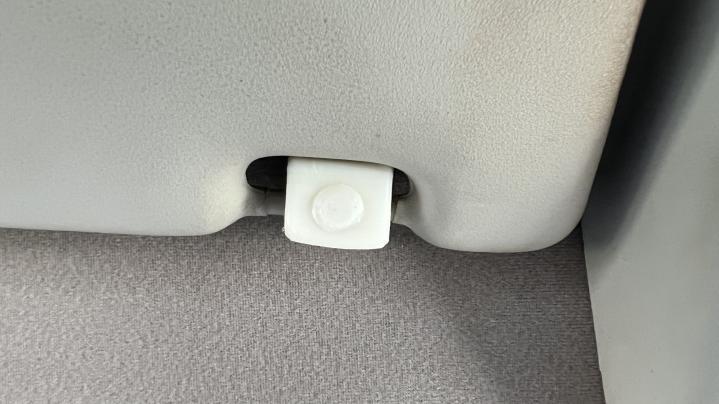 Land Rover Discovery 1 and 2 Sun Visor Clip Remix