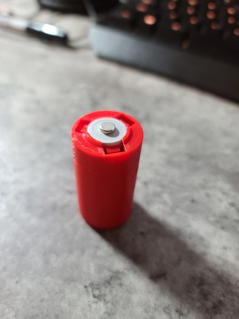 AA to C Battery Adapter (no support required)