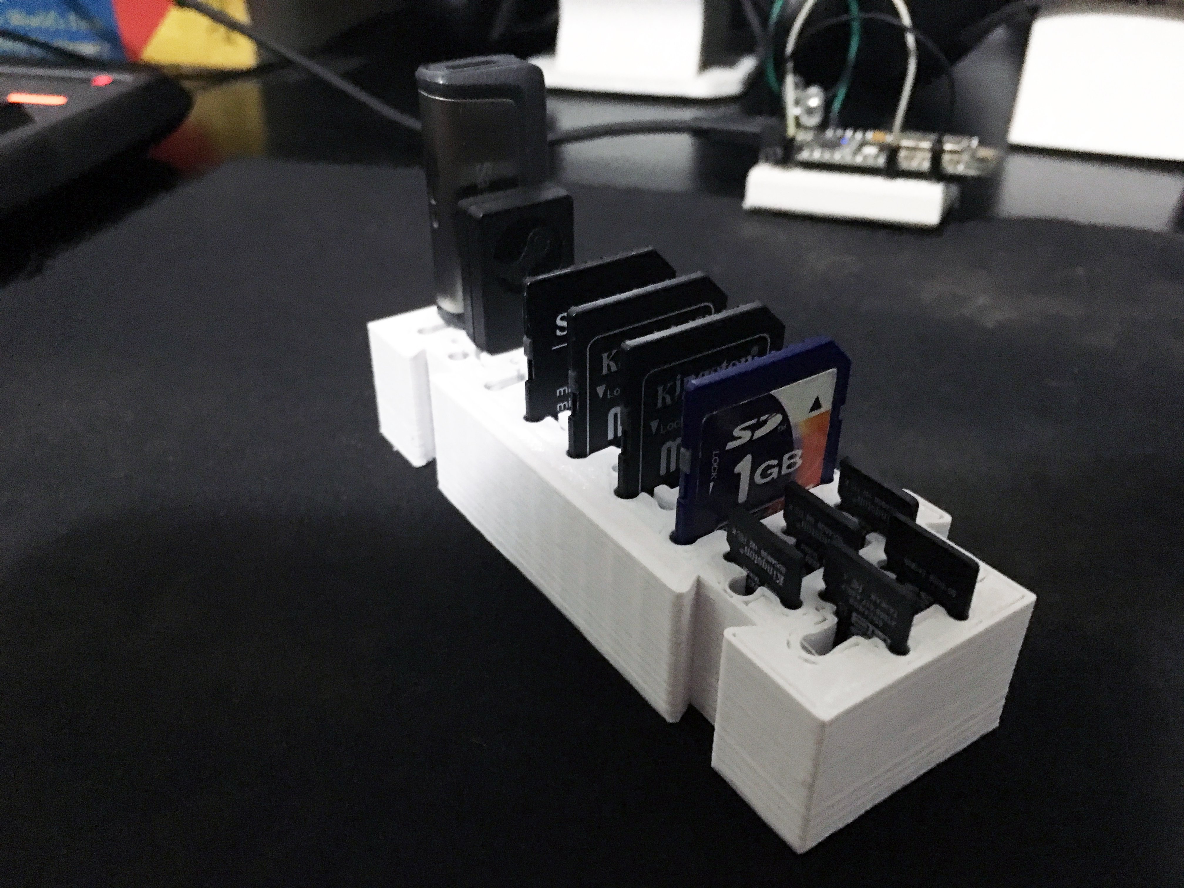 Modular USB-SD-MicroSD Holder