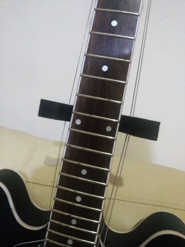 Guitar Strings Spreader