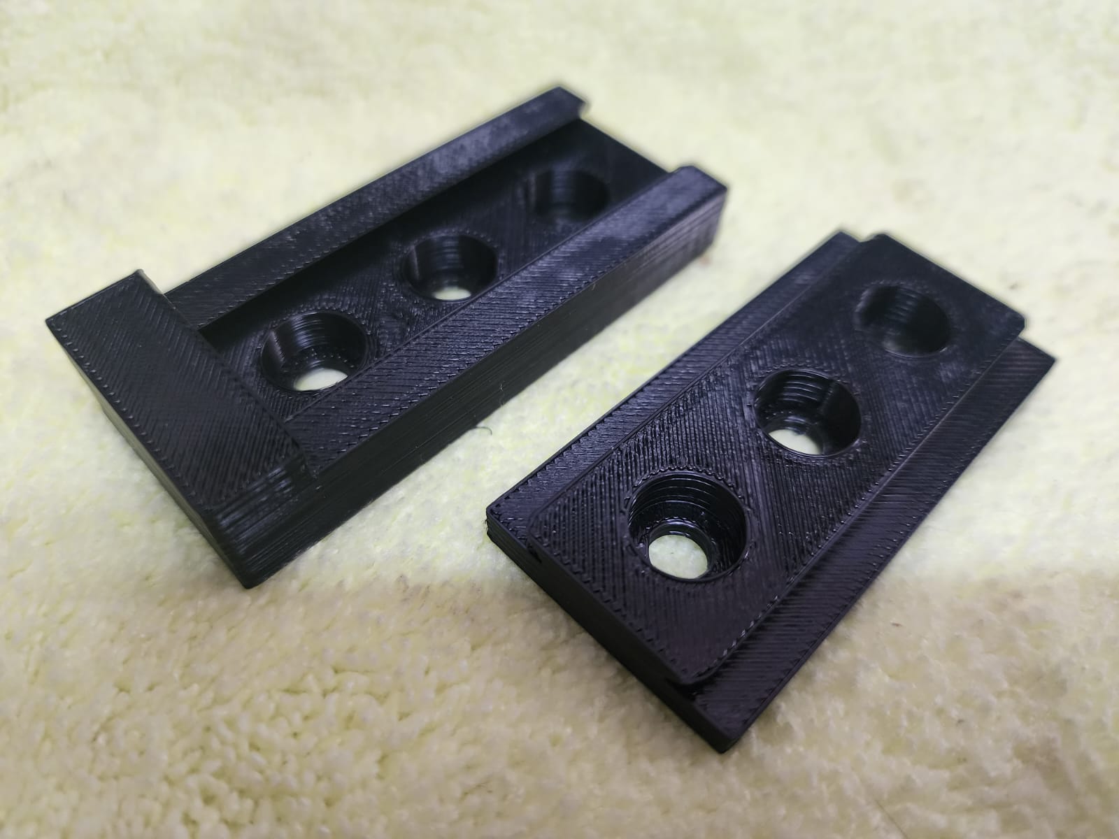 Strong Sliding Wall Mount (heavy duty / rugged)