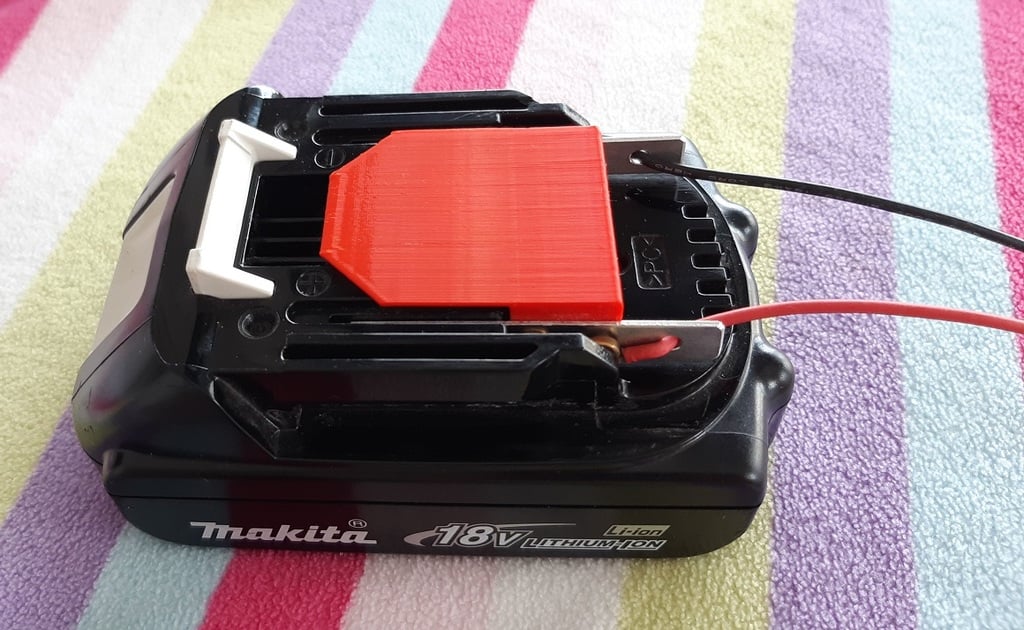 Minimalist Makita Battery Adapter