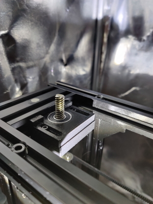 Adjustable Z-axis stabilizer