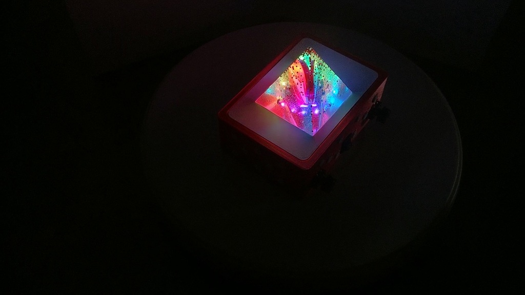 Light Pyramid (RGB Led Ring, Arduino and Resin)