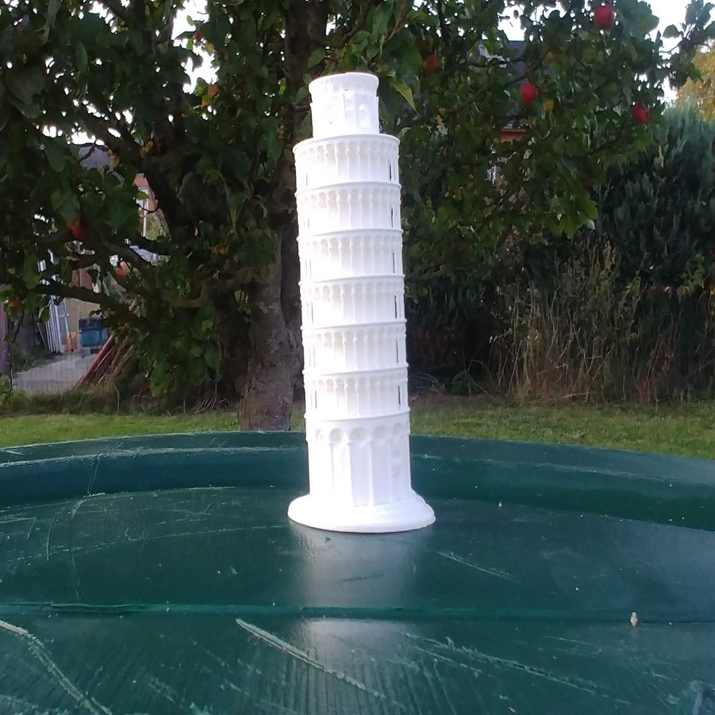 Leaning Tower of Pisa (cut)