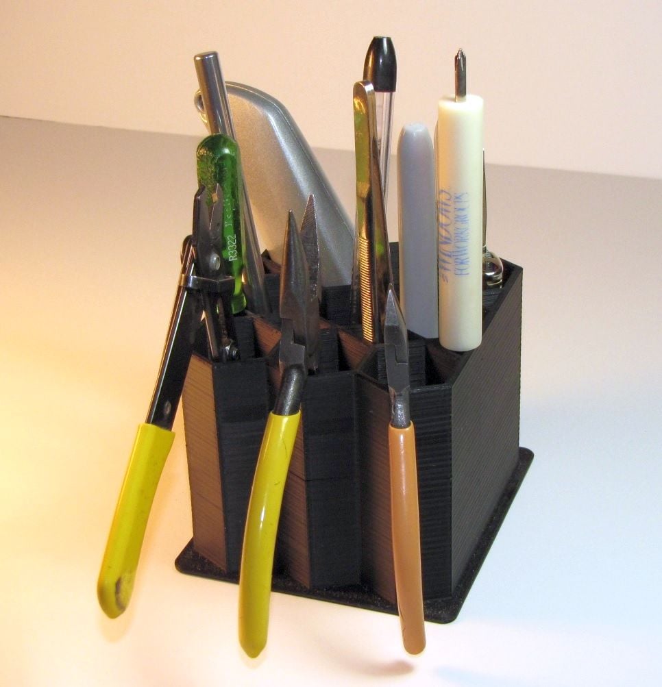 Desktop tool holder