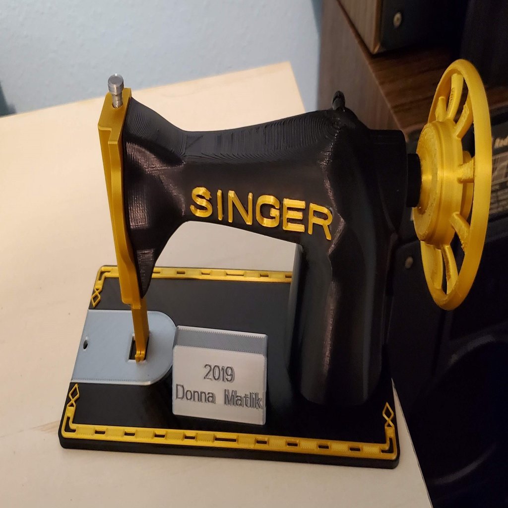 Singer Vintage Sewing machine