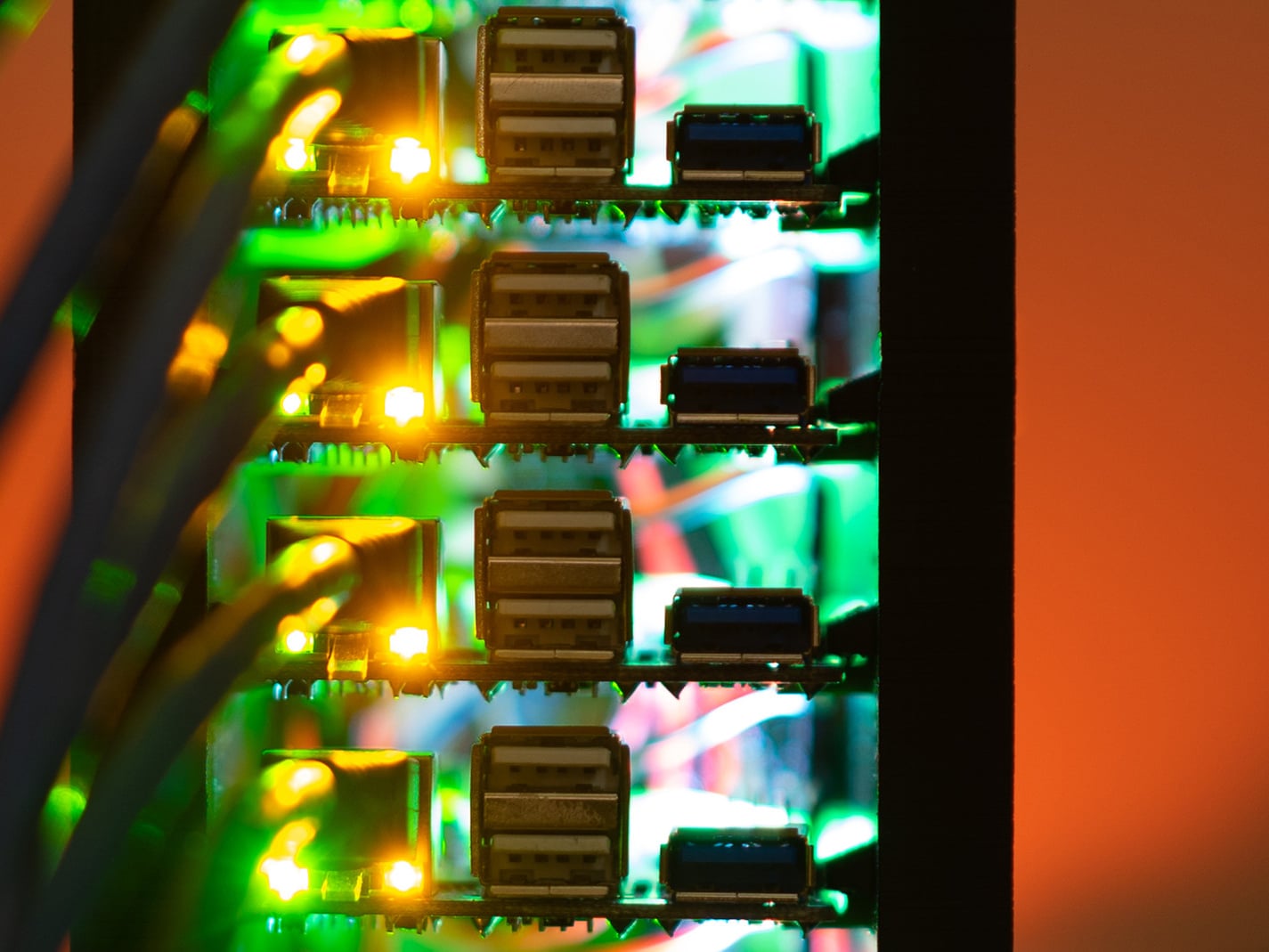Desktop Cluster v8 ⚡️
