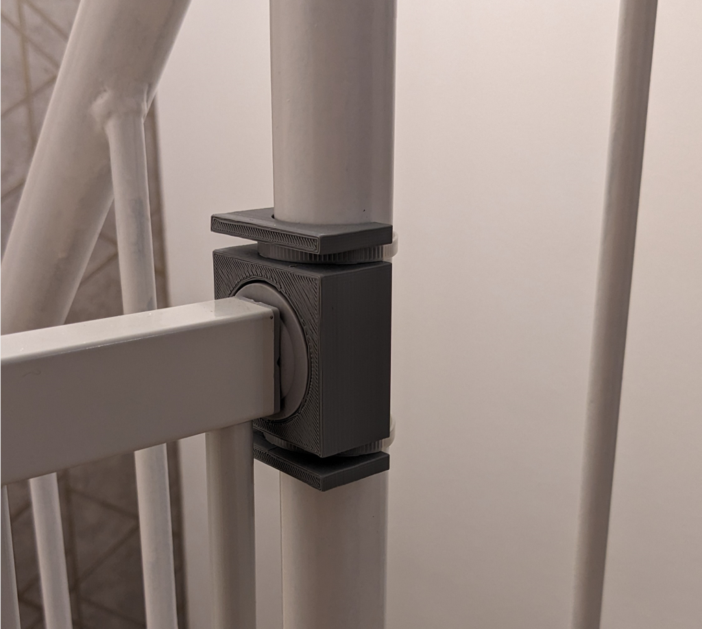 Hauck openNstop safety gate stair banister mount