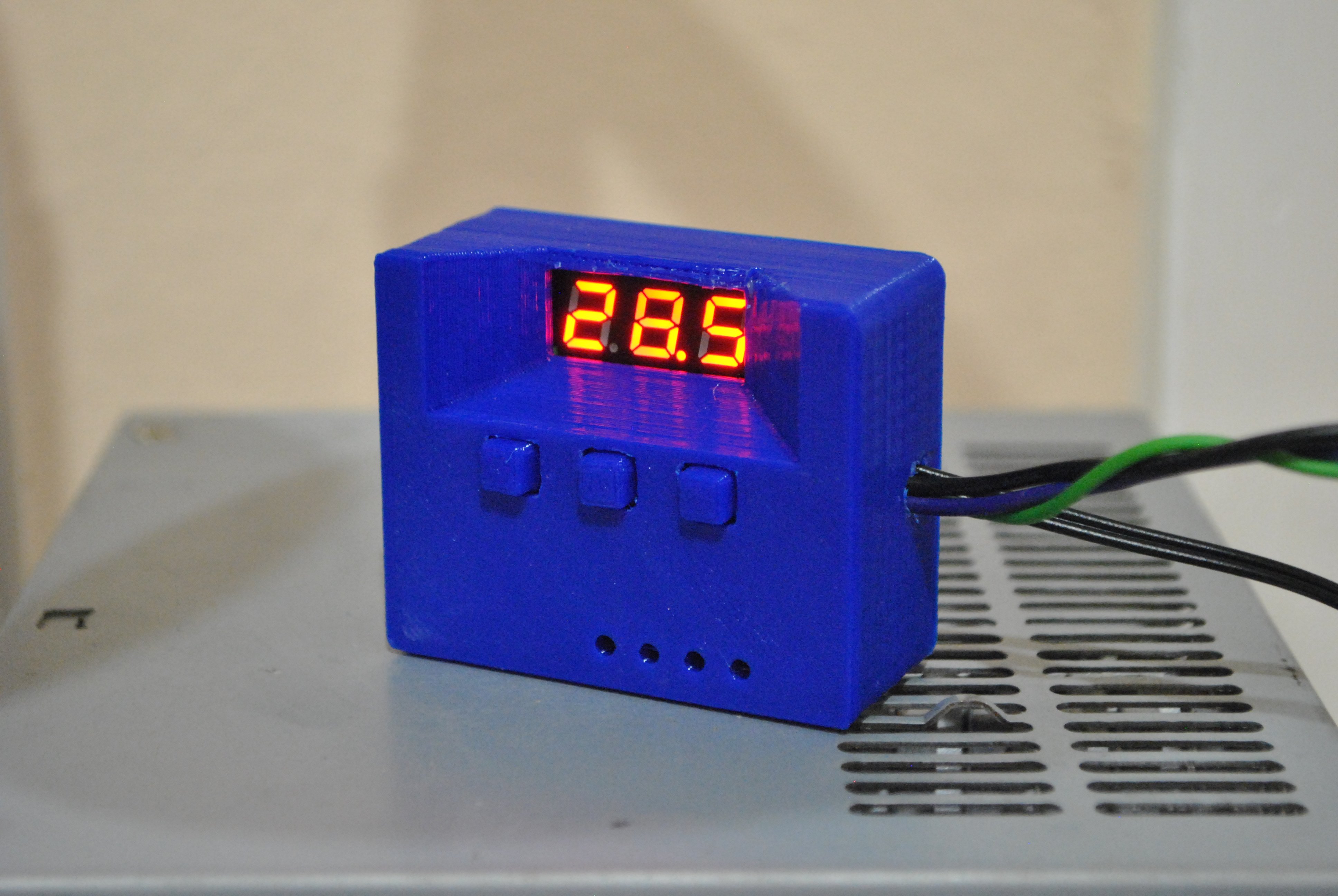 W1209 Digital Thermostat Enclosure