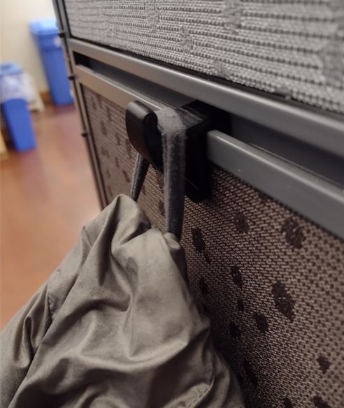 Pimp your Cube, Cubical Wall Hooks