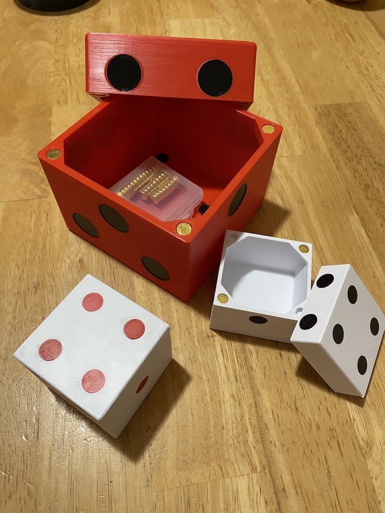 Six sided dice box