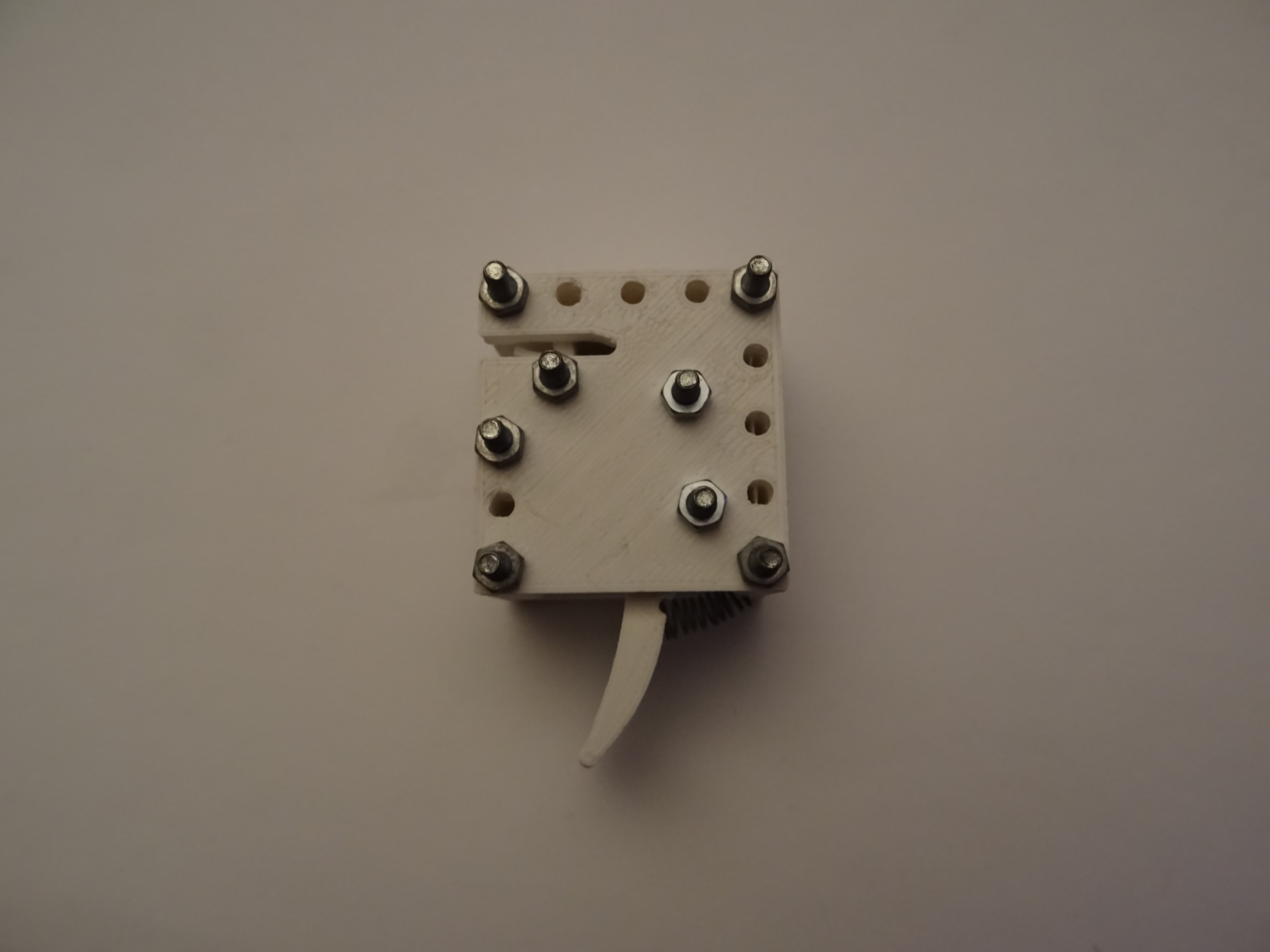 Release mechanism for cord