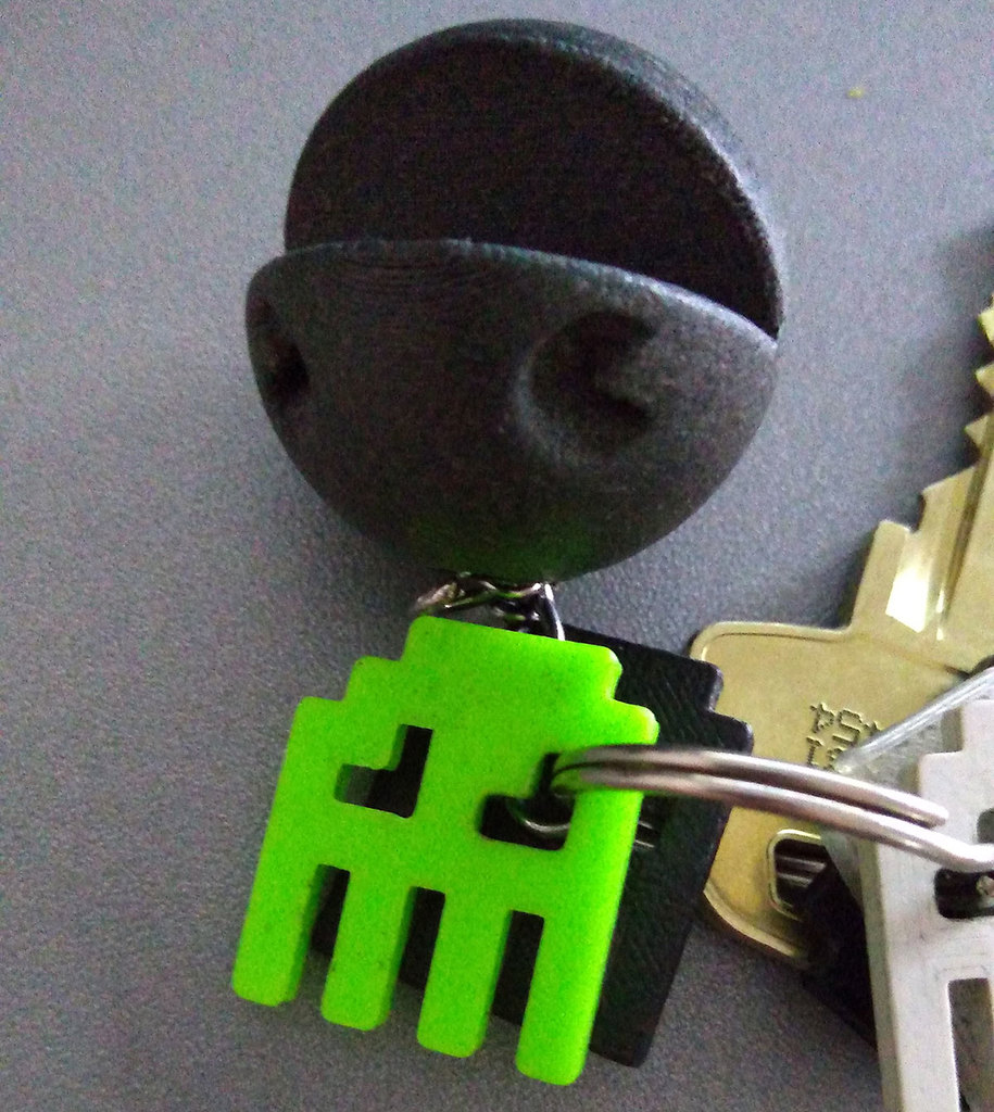Ghost Pixel Pacman Keychain