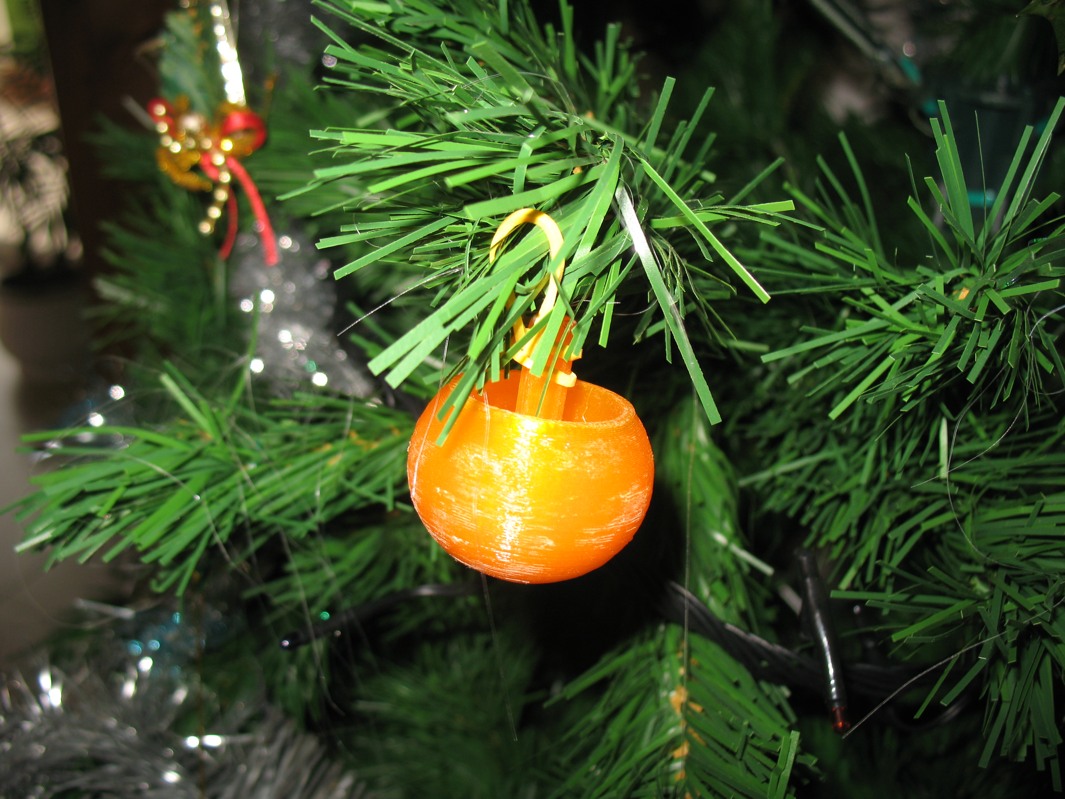 christmas ball tippe-top (working and easy to print)