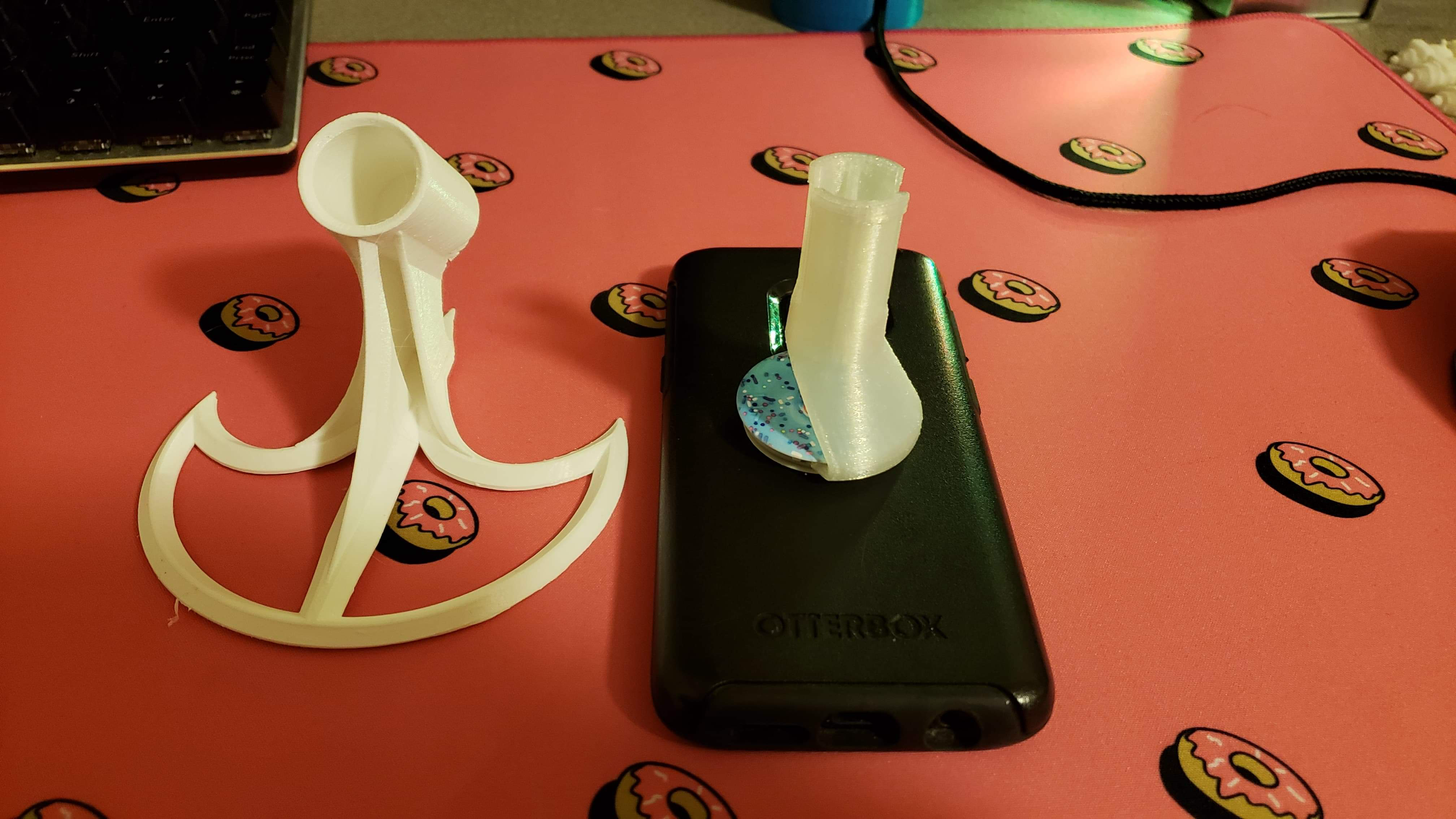 Pop Socket 12v outlet mount