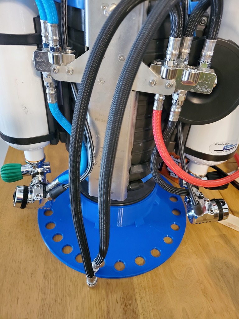SubGravity X-CCR rebreather stand  