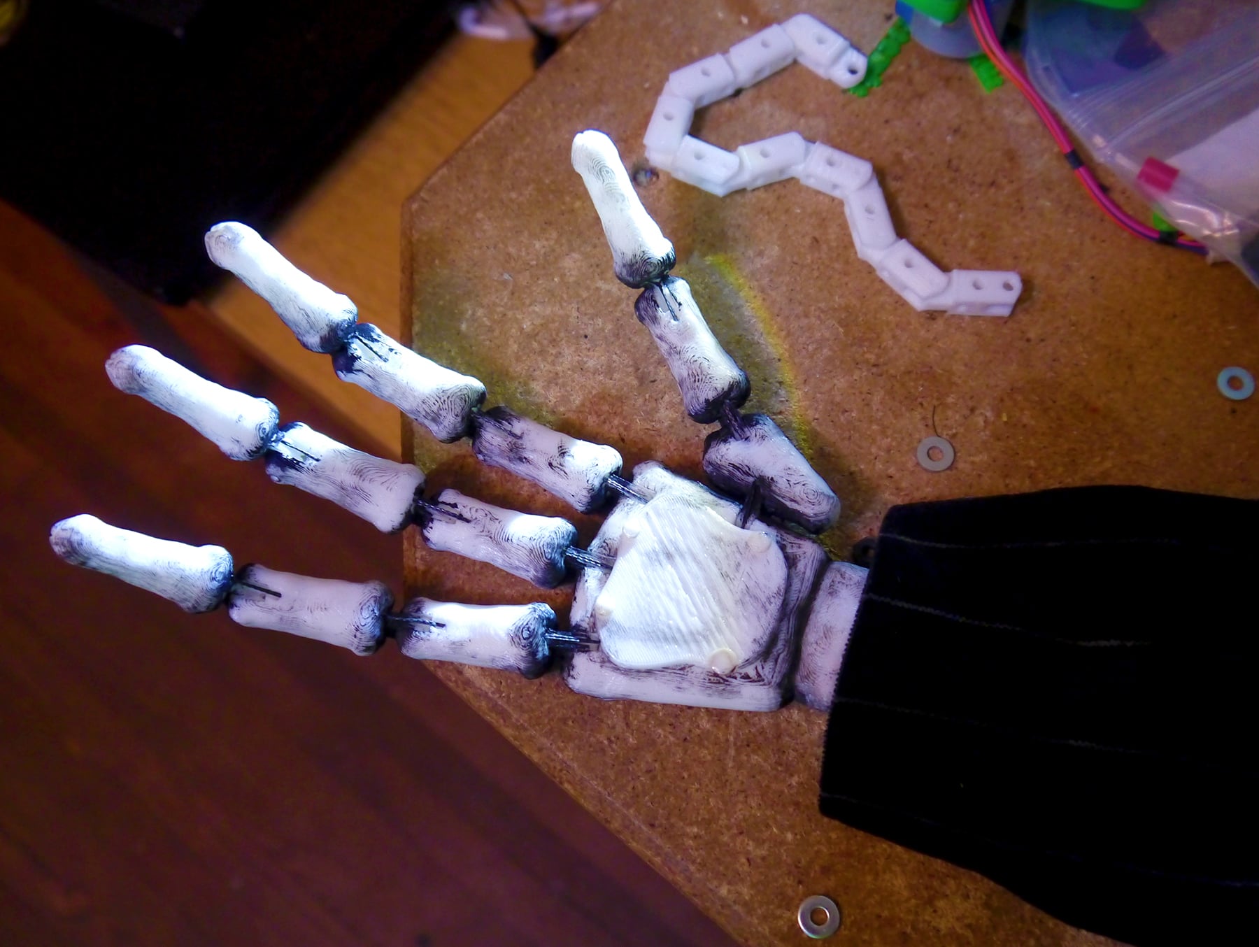 Jack Skellington articulated hand extender