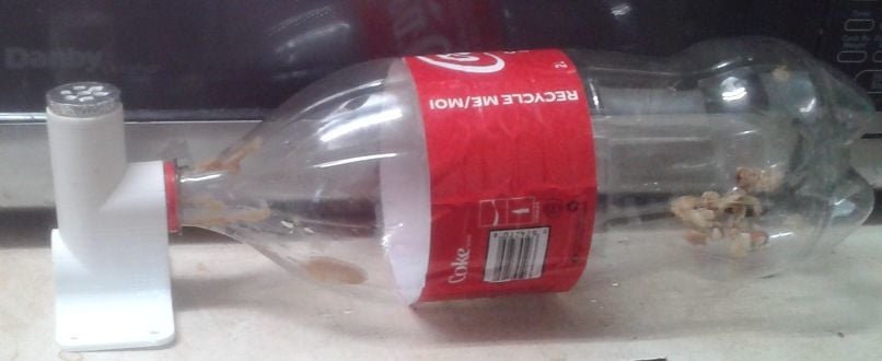 Humane Mouse Trap Using 2L Pop bottle 