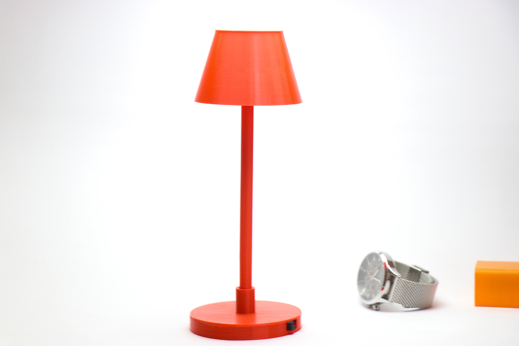 Modern Bedside Lamp which is rechargeable