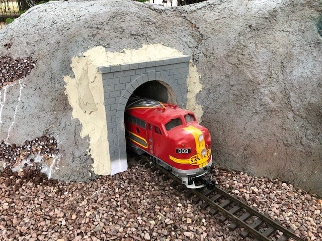 G scale tunnel entrance