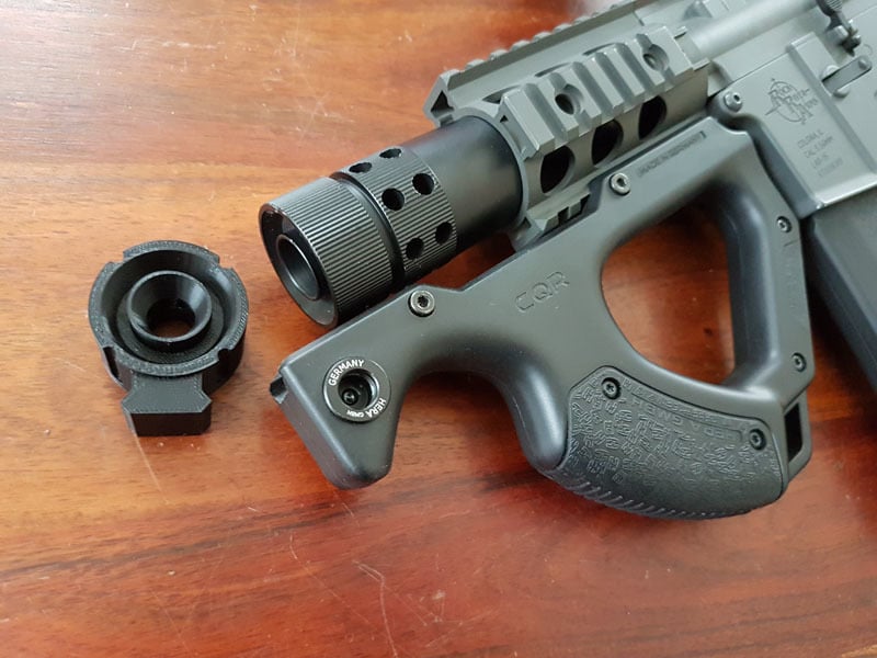 End cap to use the "Specna Arms E10 EDGE™ Carbine" airsoft replica with a "Hera Arms" handle