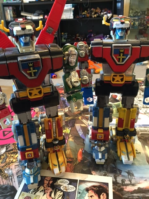 Vintage Voltron Lion Head (hands in robot mode)