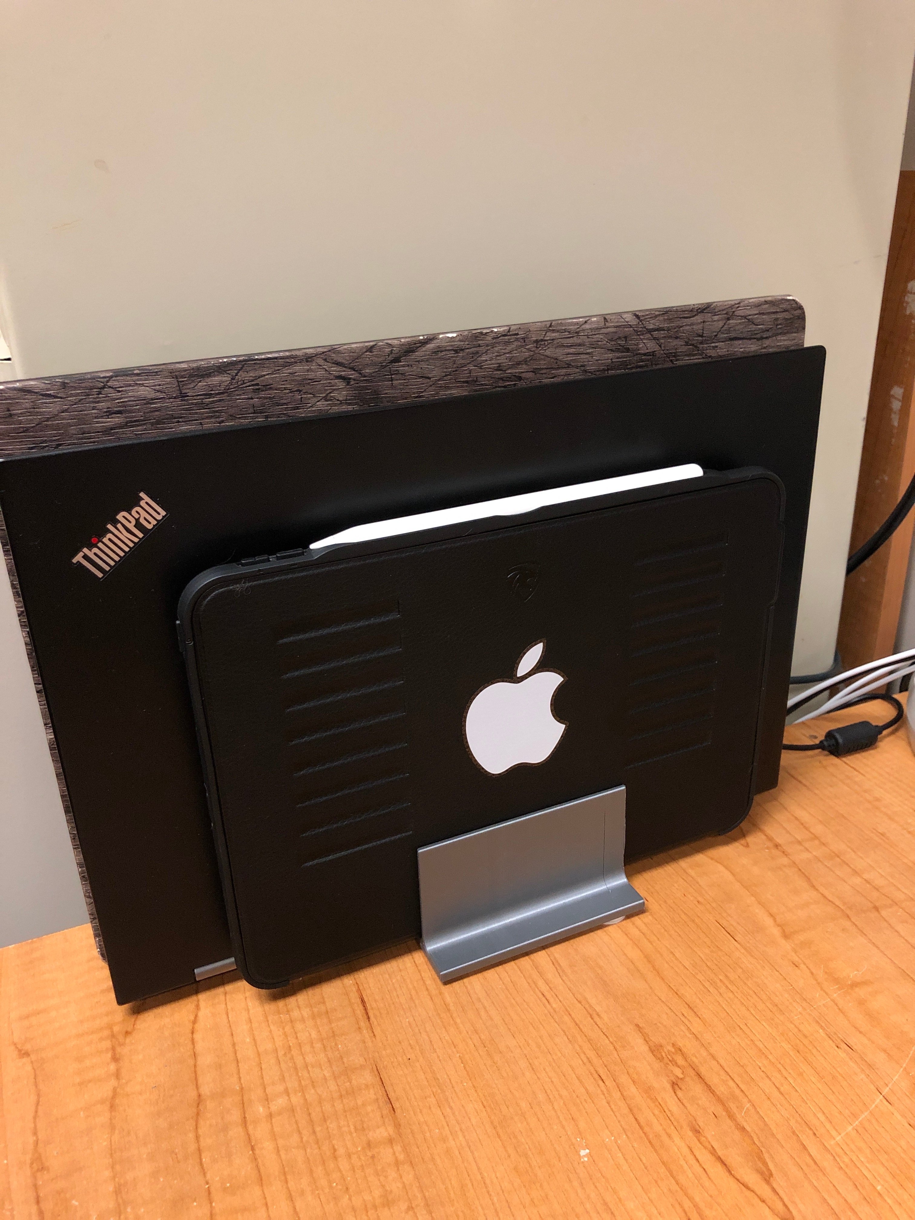 Laptop Vertical Stand