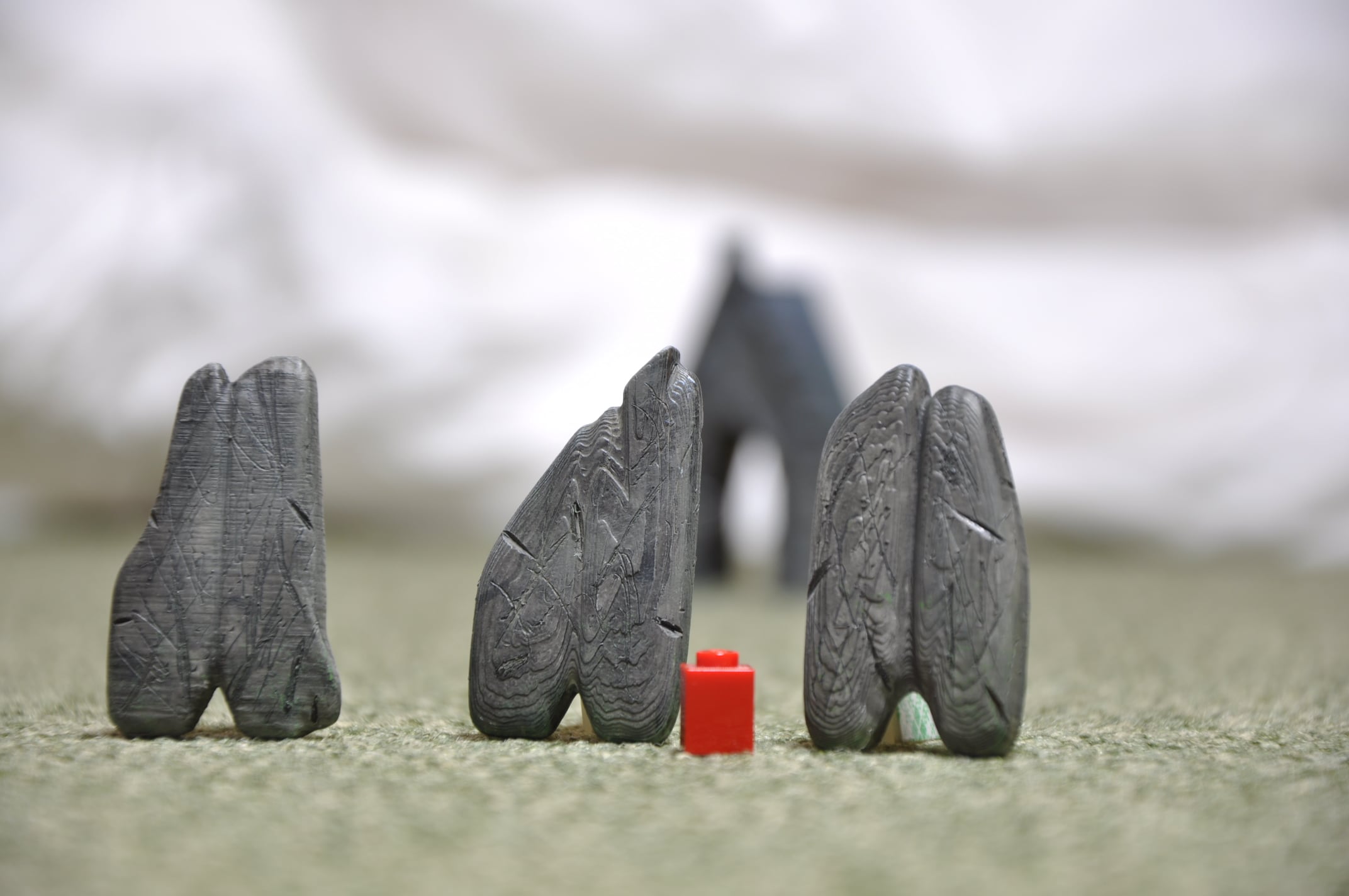 menhir stones 1/87 and 1/100 scale