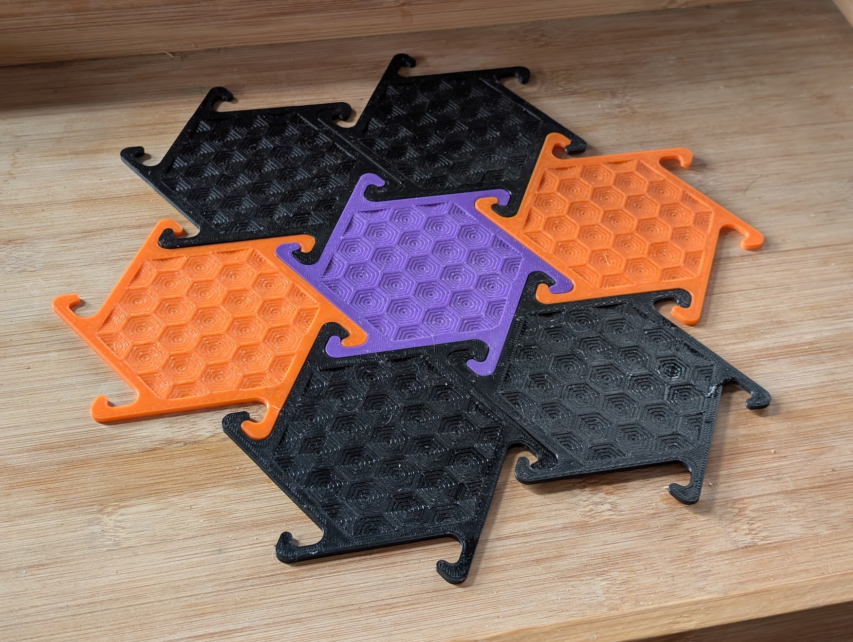 Interlocking Coaster with Hex Pattern