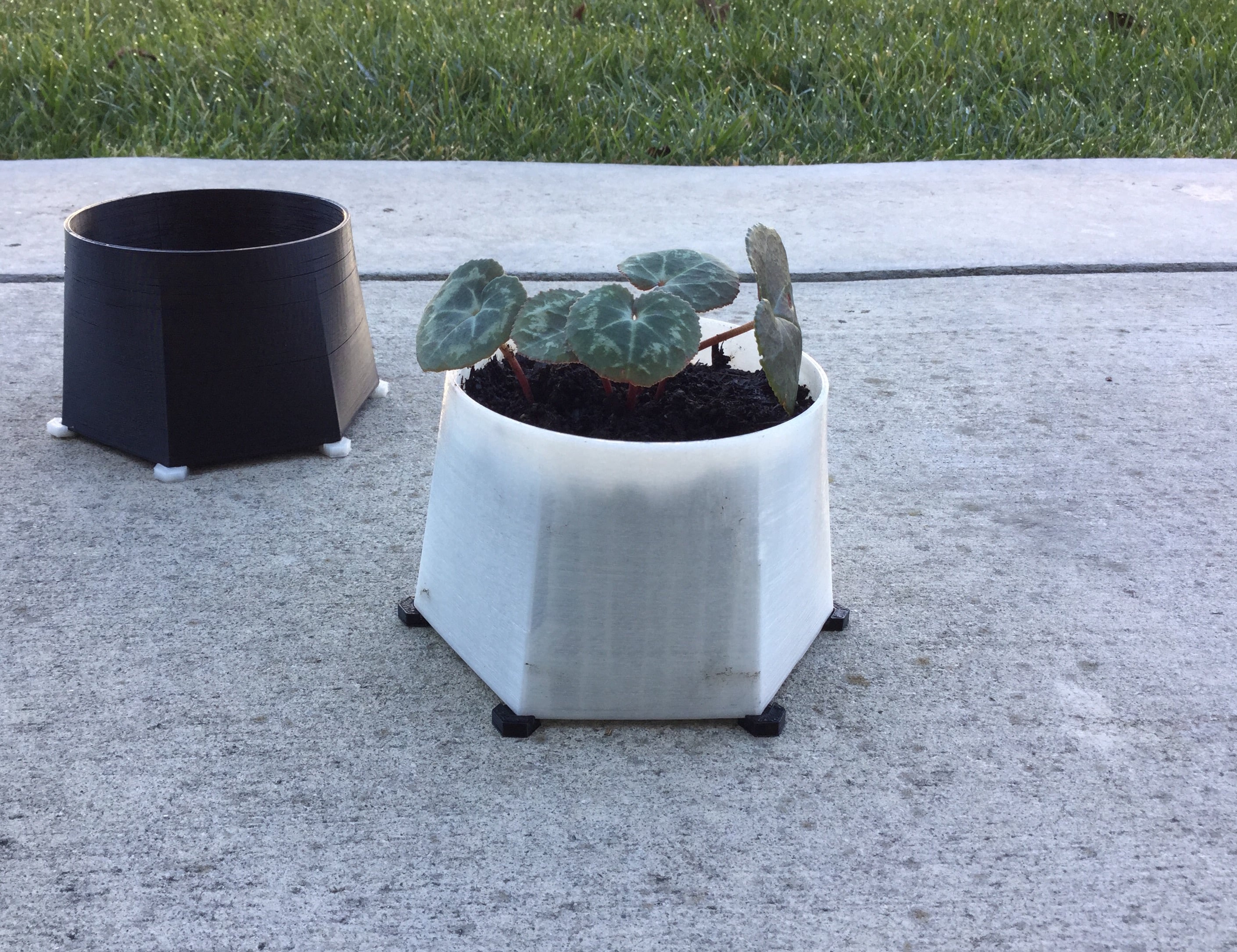 Plant Pot With Optional Stand