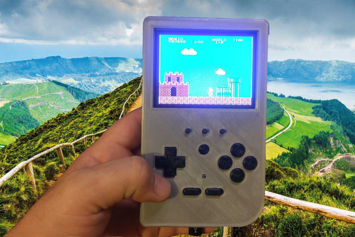 Super Retropiepod - 3.5" Raspberry Pi 3 Portable Retro Gaming Handheld