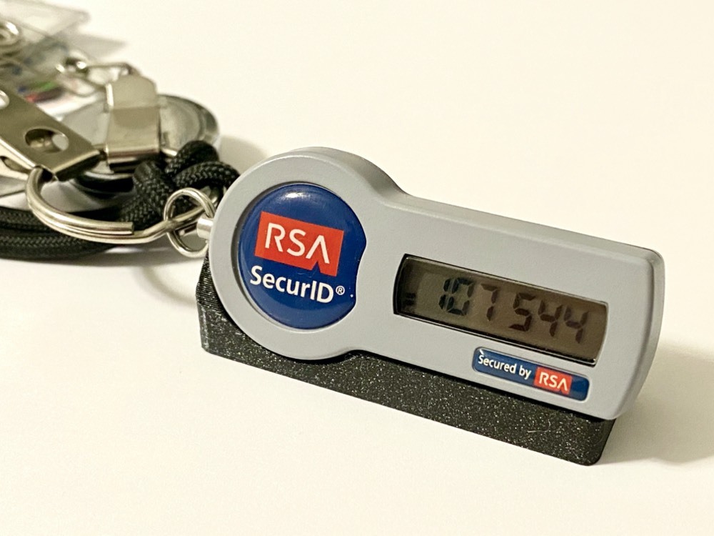 RSA SecurID Token Stand