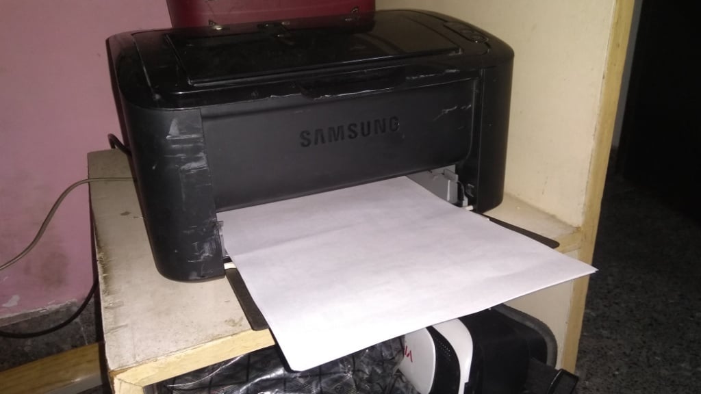  Printer paper tray Hinge