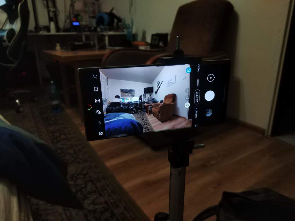 Phone mount for 3/8 inch tripod