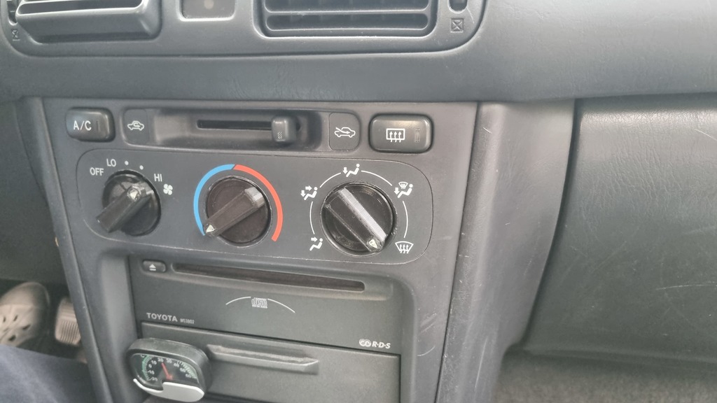 Toyota Corolla Climate Control AC Heater Knob 2000/2001