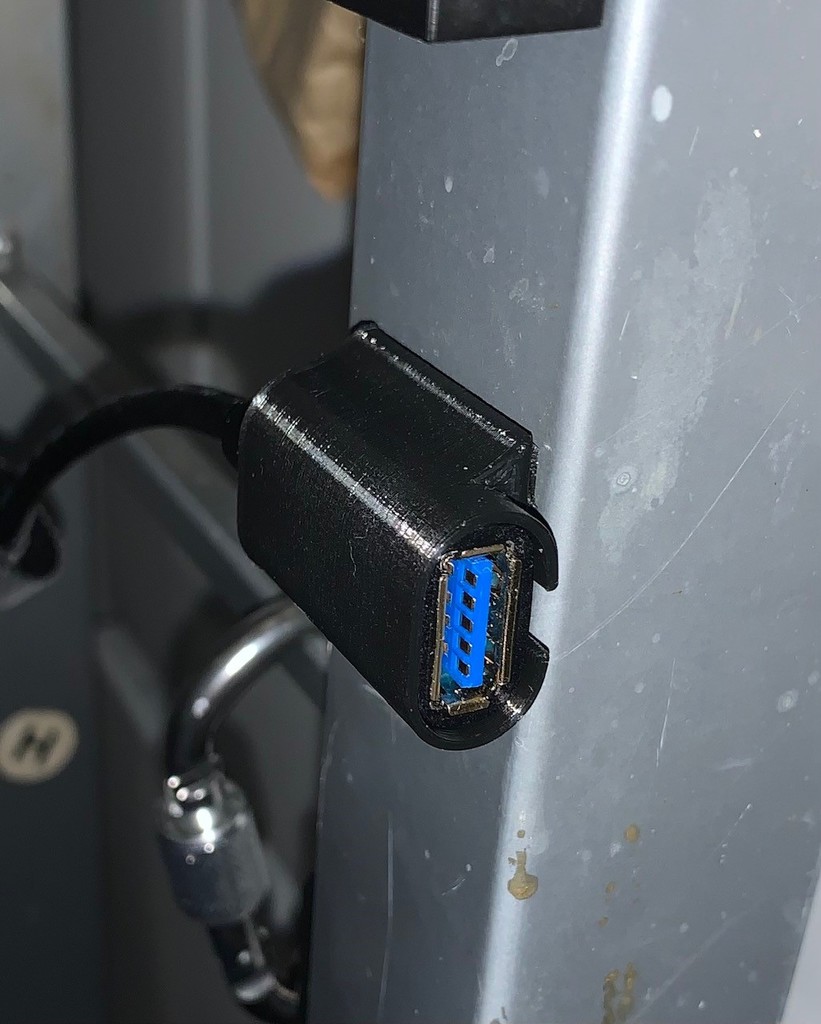 QGeeM USB 3.0 Extension Cable Holder