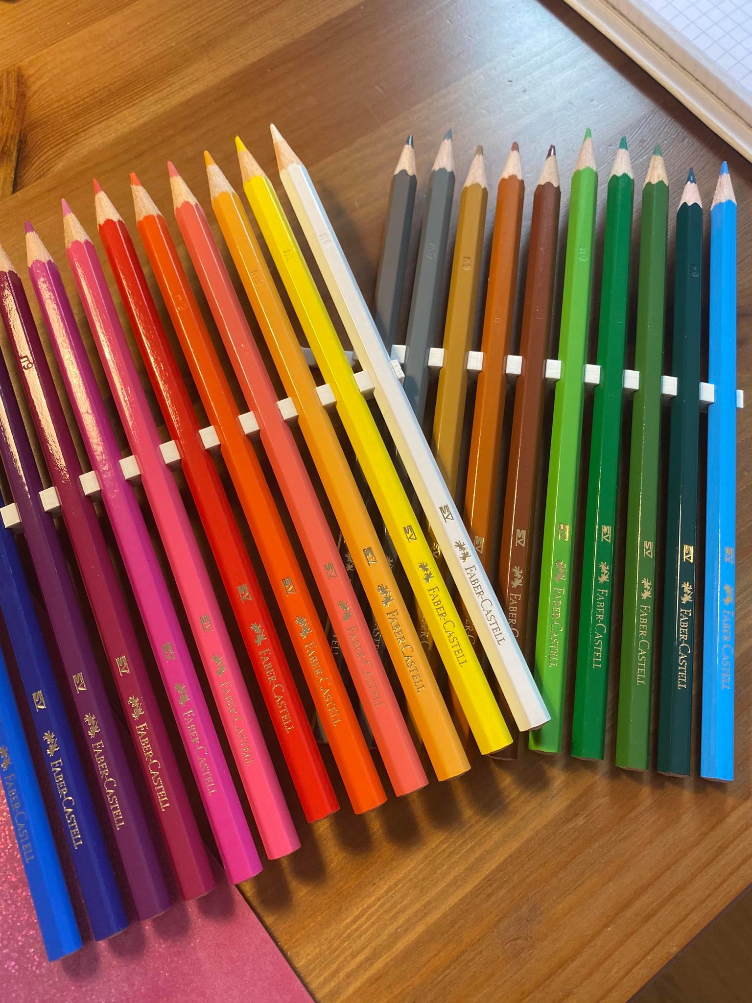 Pencils spacer