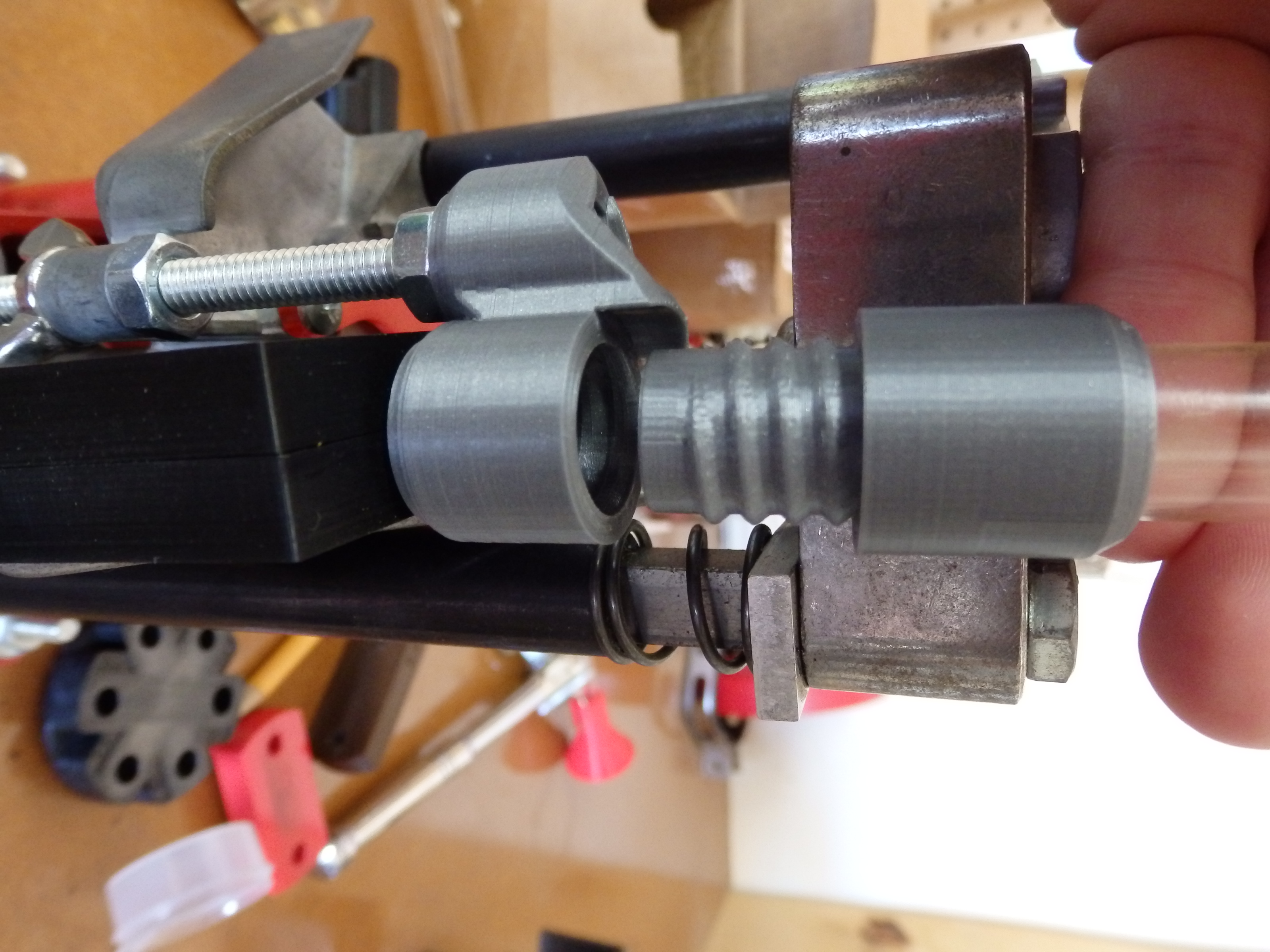 Lee Inverse Threaded Single Case Feed, Tube Coupler, and Funnel