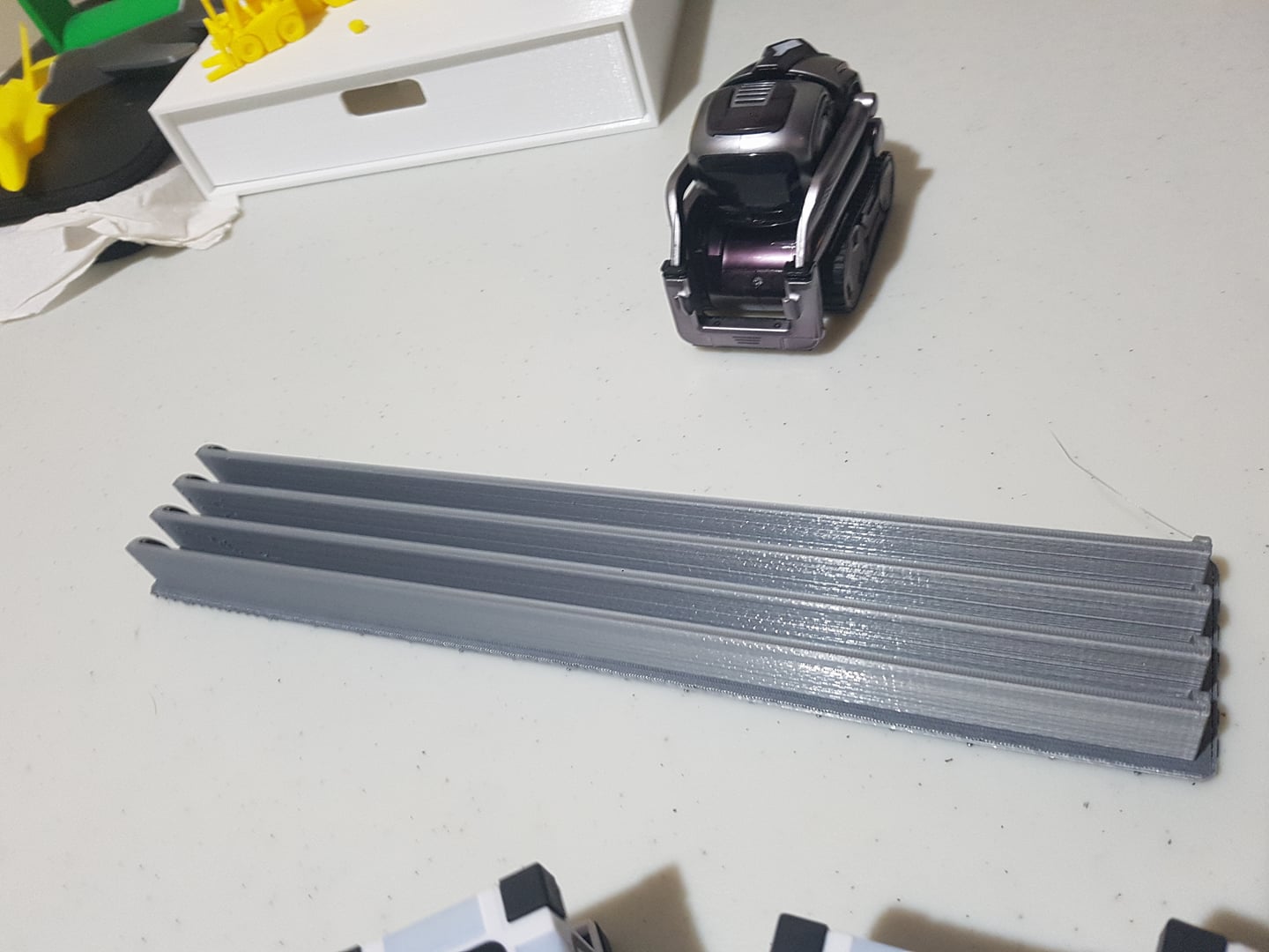 Anki Cozmo roadblock for table or desk