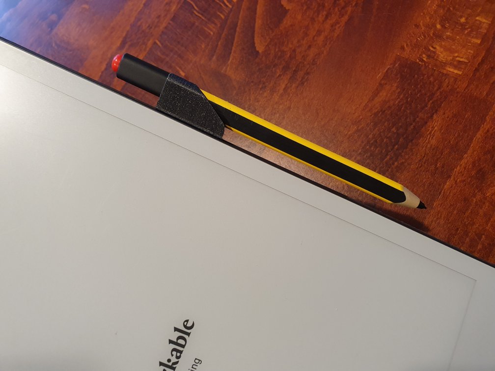 reMarkable2 Staedtler jumbo magnetic holder