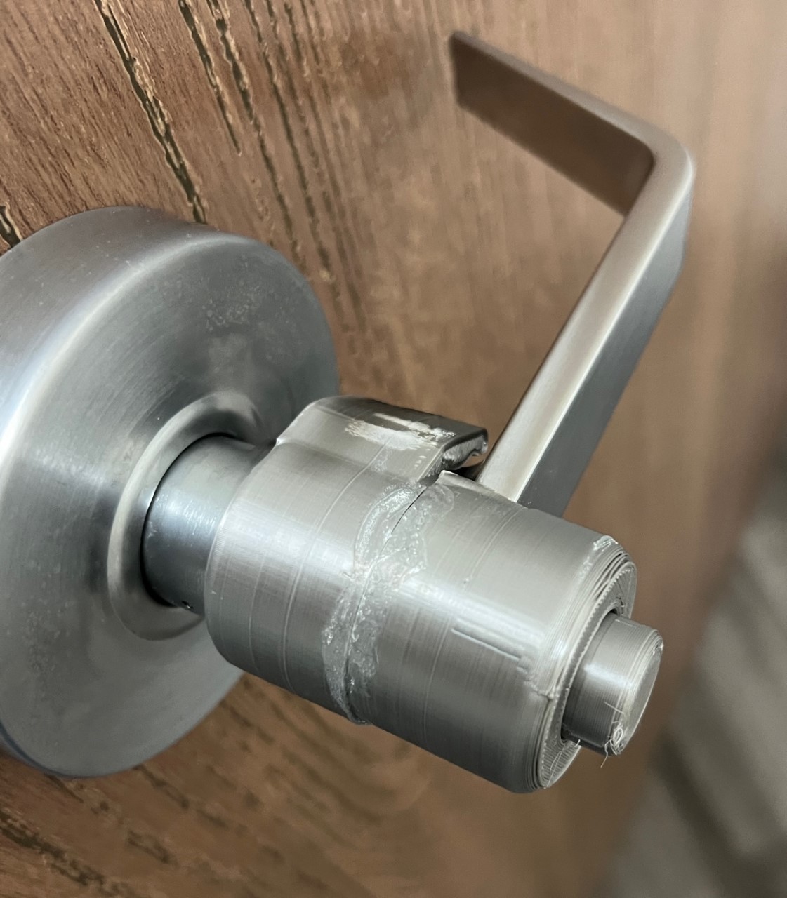 Door lock twist to push button