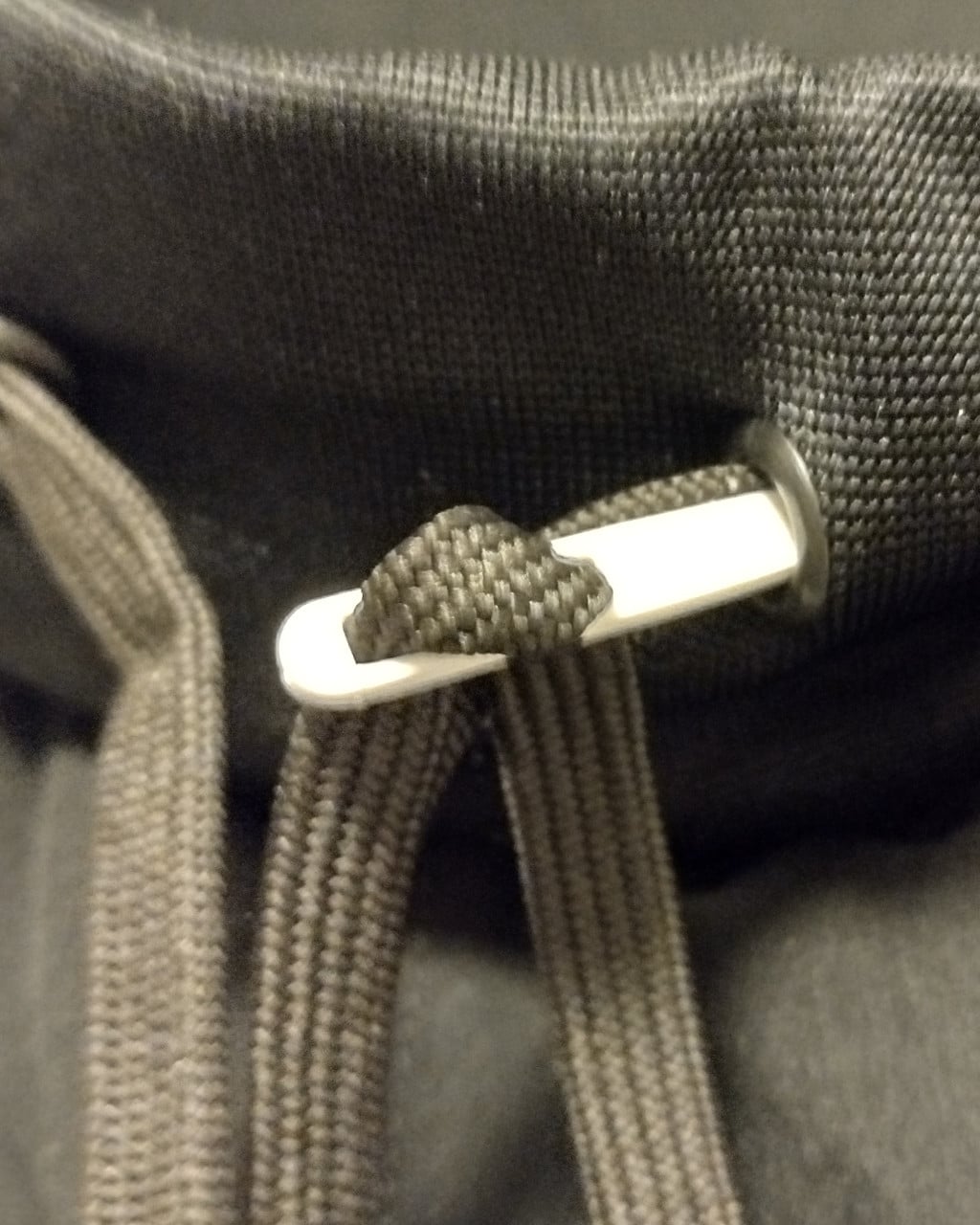 Elastic threader