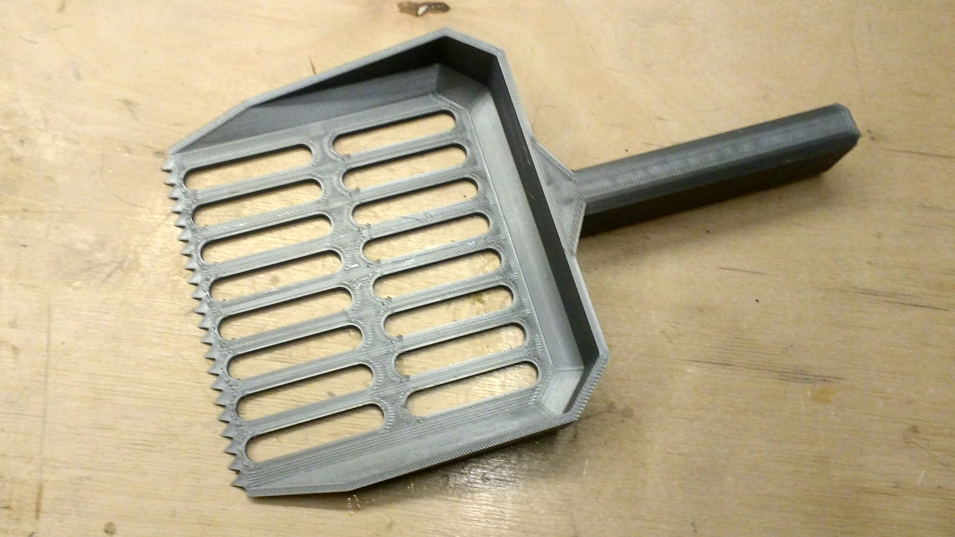 Cat litter shovel