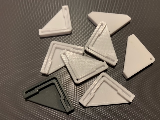 Replacement plastic cap compatible with Ikea Hyllis shelf