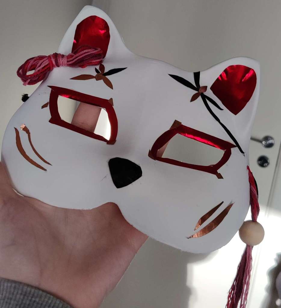 Kitsune fox mask